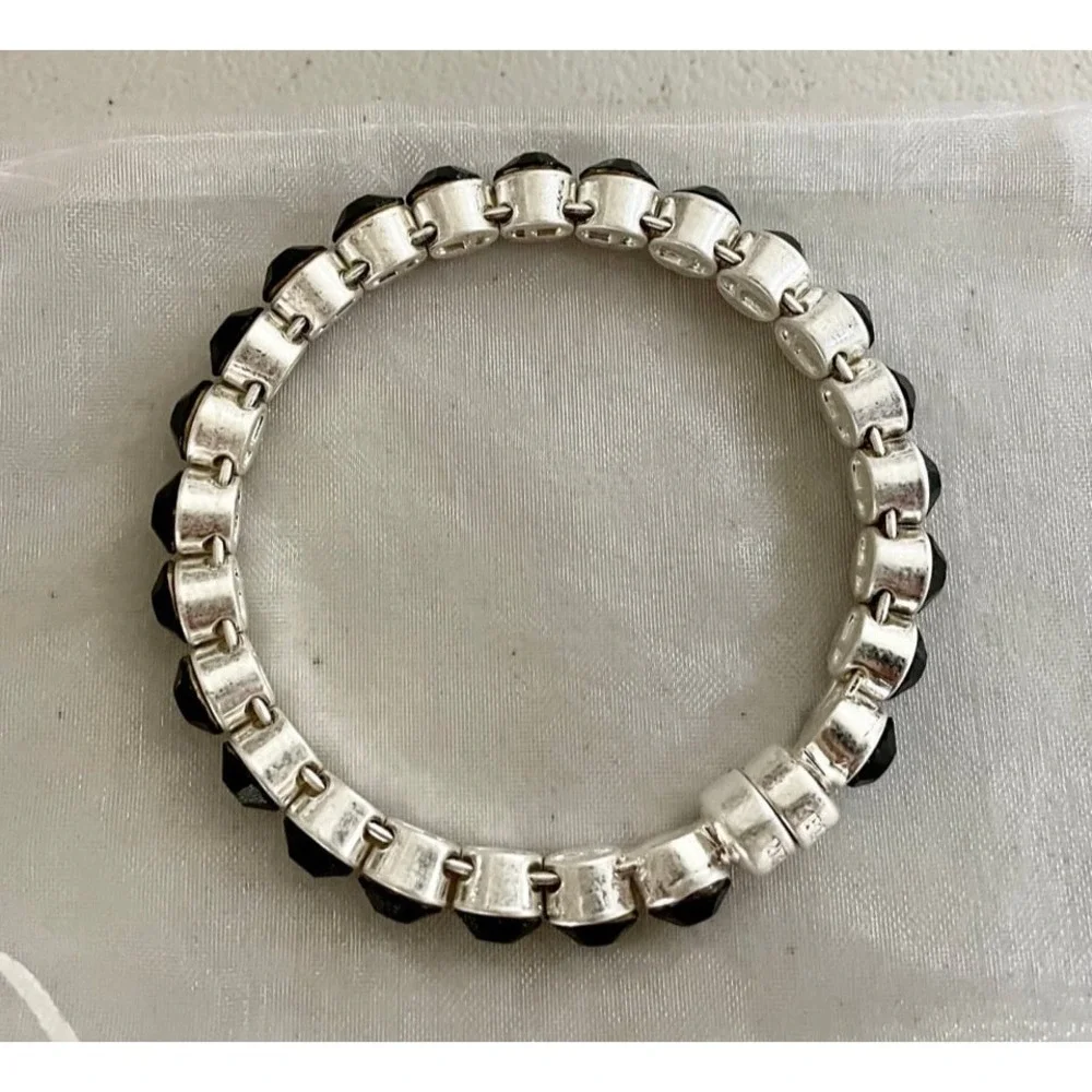 Plunder Essie Bangle Bracelet